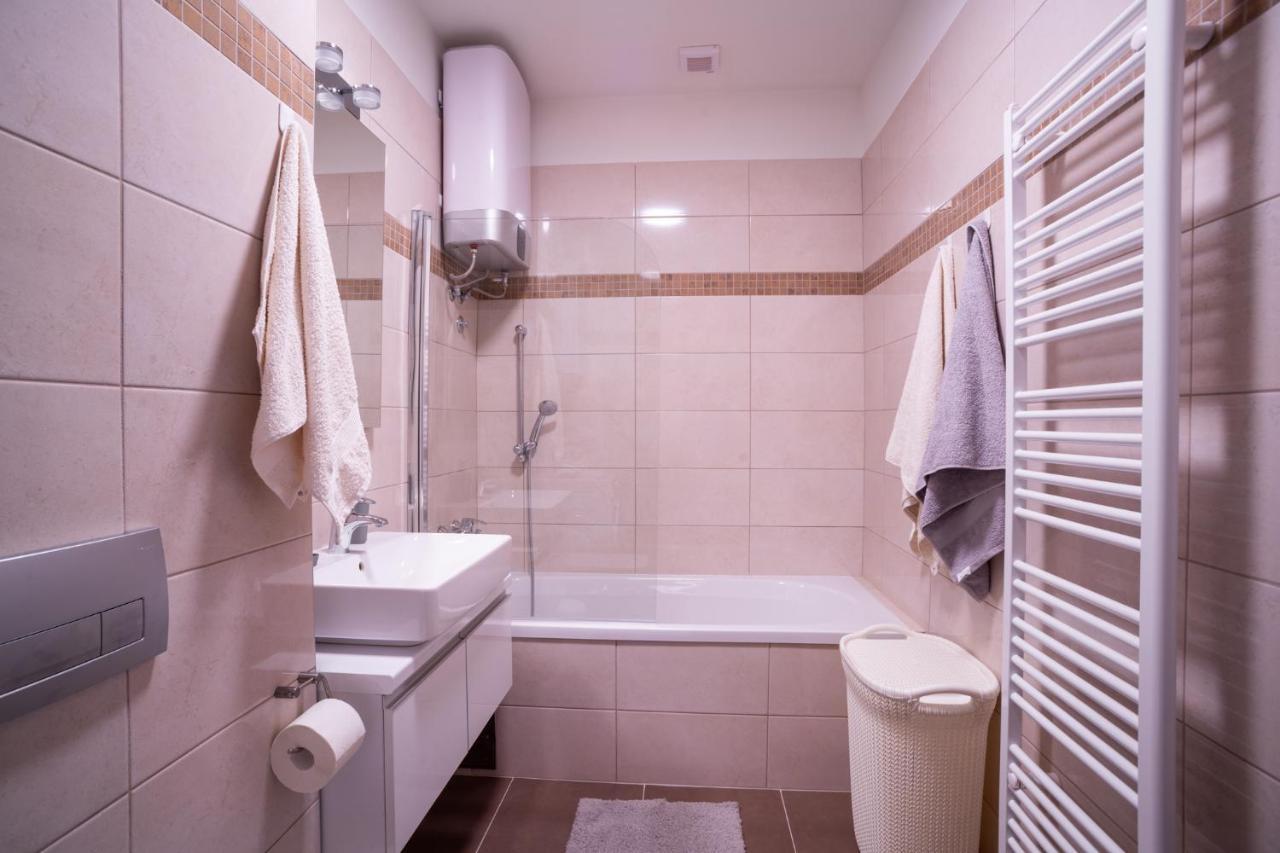 Apartman G8 Deluxe Pale Kültér fotó