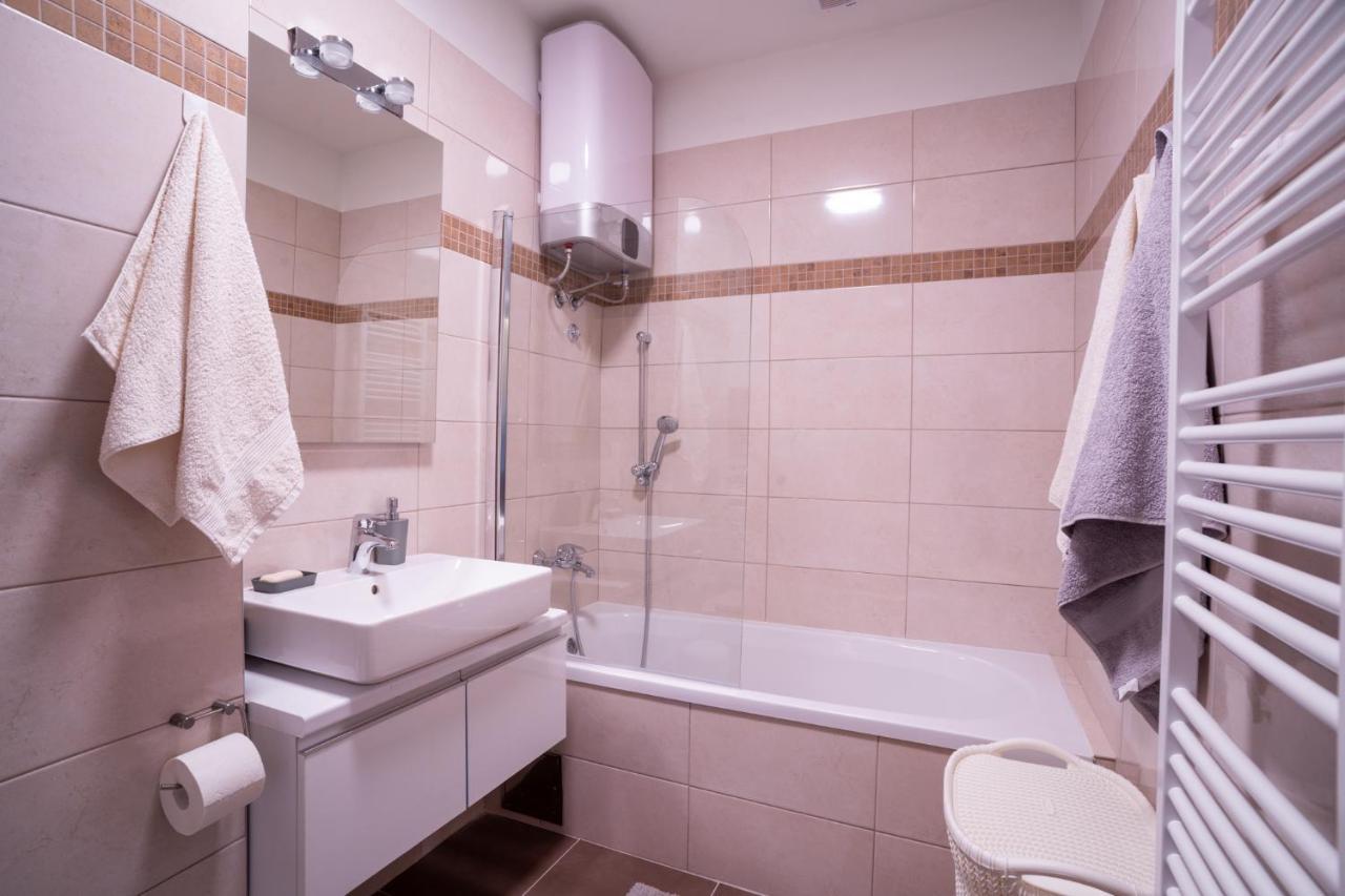 Apartman G8 Deluxe Pale Kültér fotó